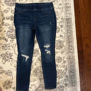 Old navy elastic waistband distressed jeans .